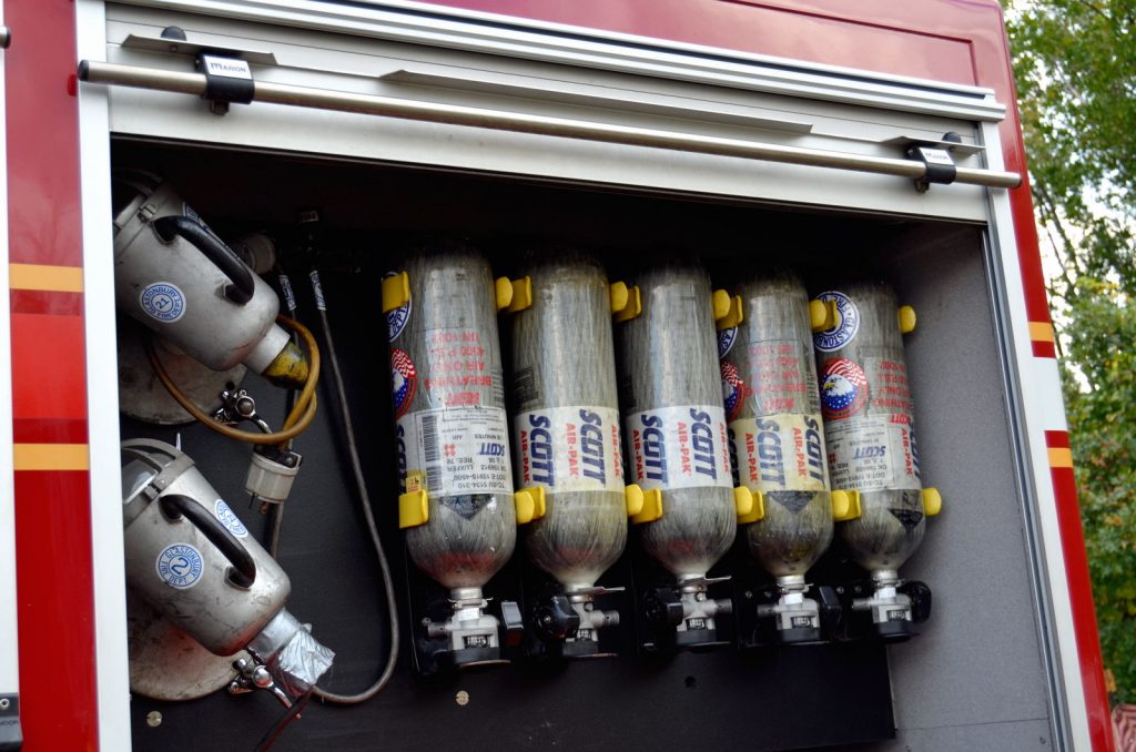 肺気腫の呼吸困難は漢方薬で治ることがある？井上竜夫 酸素ボンベ役立たず！ 売却したいけど